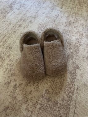 CROCS Plush Shearling Slip-On Slippers in Taupe